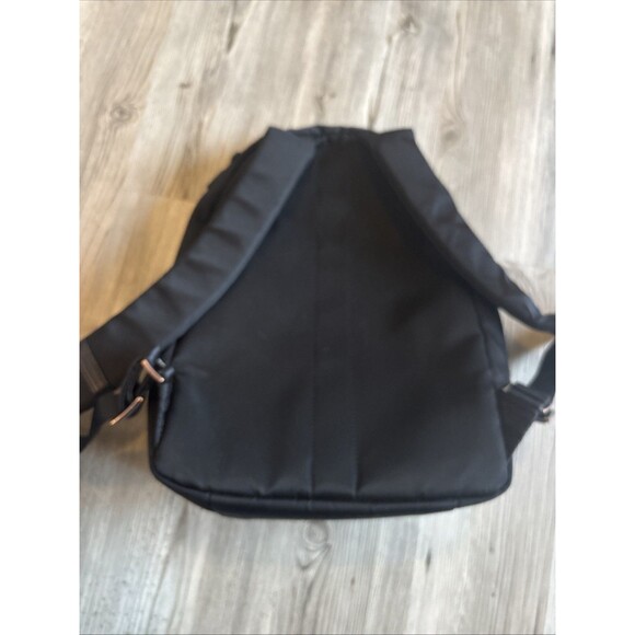 Victorinox Swiss Army Women's Victoria 2.0 Classic Business Laptop Backpack Navy - Picture 5 of 12